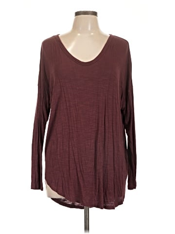 Old Navy Long Sleeve T-Shirt (view 1)
