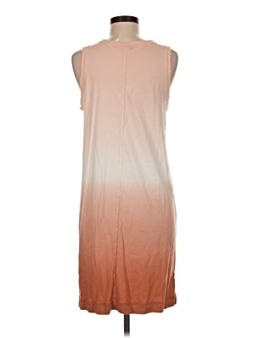 Old Navy Casual Dress (view 2)