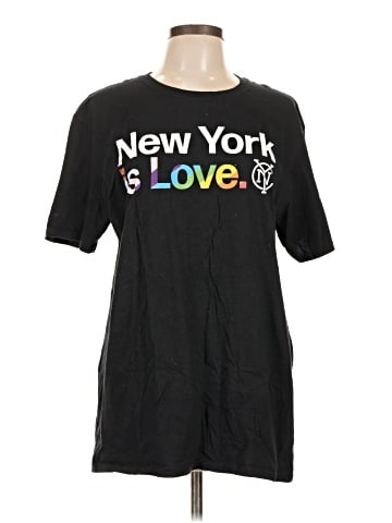 Fanatics Short Sleeve T-Shirt (view 1)