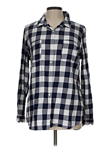 Old Navy Long Sleeve Button-Down Shirt (view 1)