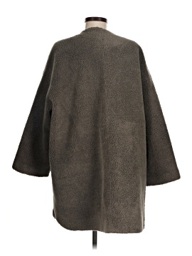 Mila Owen Poncho (view 2)