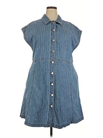 Universal Thread Casual Dress (view 1)