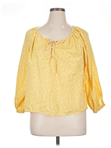 Universal Thread 3/4 Sleeve Blouse (view 1)