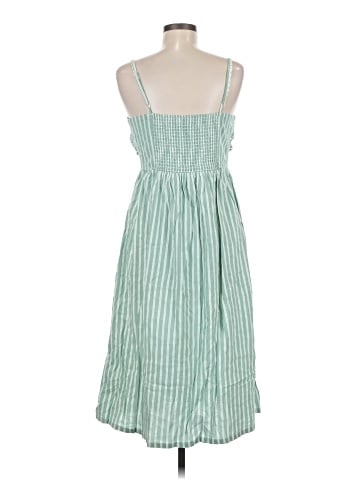 Old Navy Casual Dress (view 2)