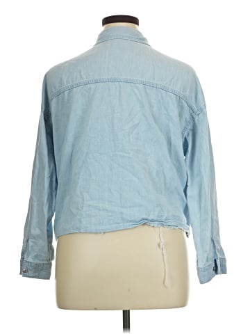 Pull&Bear 3/4 Sleeve Button-Down Shirt (view 2)