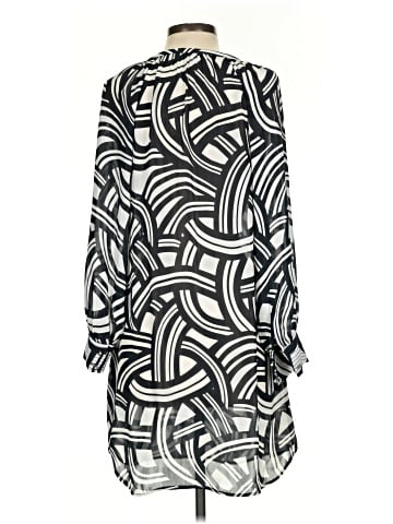 Banana Republic 3/4 Sleeve Blouse (view 2)