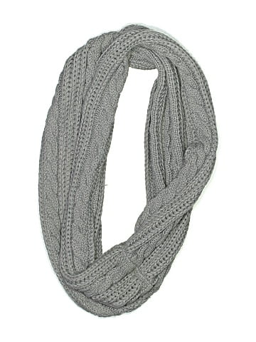 Studio Scarf (view 1)