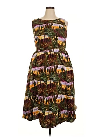 Retrolicious Cocktail Dress (view 1)