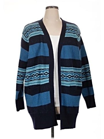 Lularoe Cardigan (view 1)