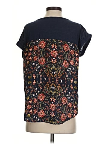 Xhilaration Short Sleeve Blouse (view 2)