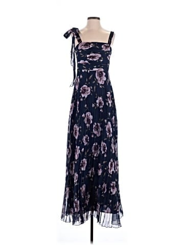 Lulus Casual Dress (view 1)