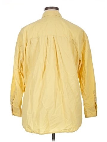 Universal Thread 3/4 Sleeve Button-Down Shirt (view 2)