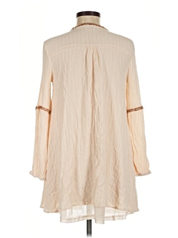En Creme 3/4 Sleeve Blouse (view 2)
