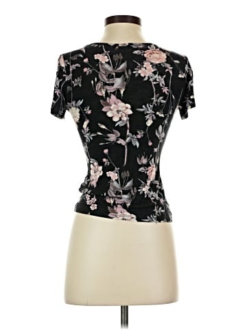 Free Kisses Short Sleeve T-Shirt (view 2)
