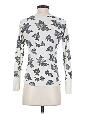 Essentials by Full Tilt Long Sleeve T-Shirt (view 2)