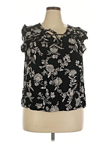 Old Navy Sleeveless Blouse (view 1)