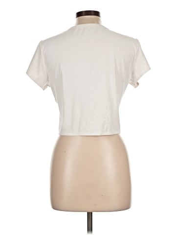 Uniqlo Short Sleeve T-Shirt (view 2)