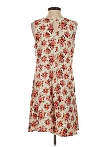 Jamie & Layla Casual Dress (view 2)
