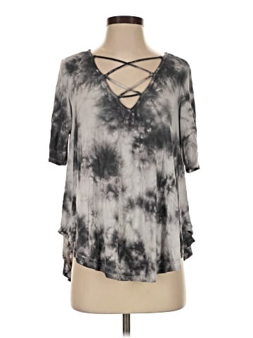 American Eagle Outfitters 3/4 Sleeve T-Shirt (view 1)