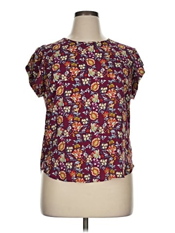 Lily White Short Sleeve T-Shirt (view 1)