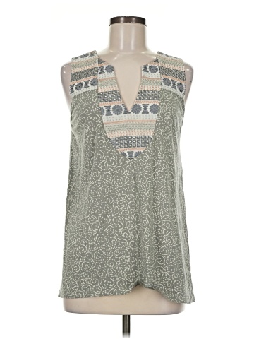 Tiny Sleeveless T-Shirt (view 1)