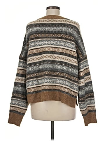 American Eagle Outfitters Pullover Sweater (view 2)