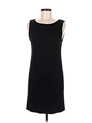 Alice + Olivia Casual Dress (view 1)