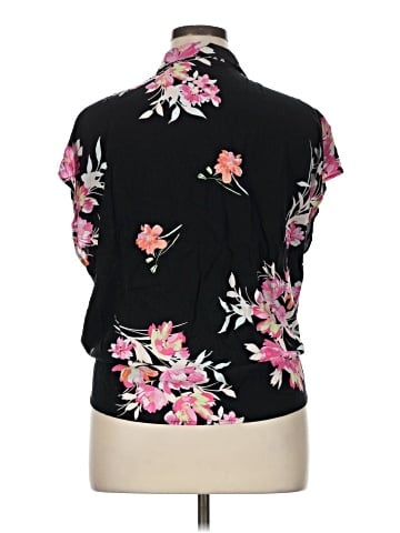 Torrid Short Sleeve Blouse (view 2)