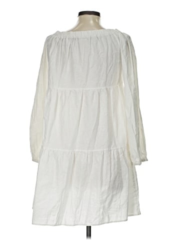 Saks Fifth Avenue Casual Dress (view 2)