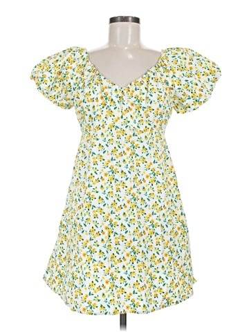 Old Navy Casual Dress (view 1)
