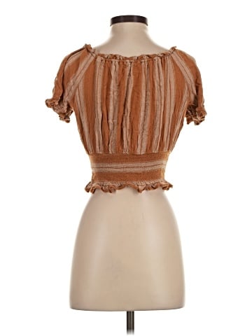 American Eagle Outfitters Short Sleeve Top (view 2)