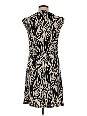 Veronica M. Casual Dress (view 2)