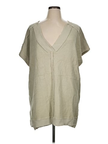 Pilcro Poncho (view 1)