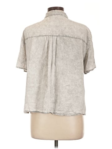 Jane and Delancey Short Sleeve Button-Down Shirt (view 2)