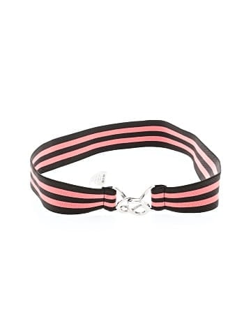 Gap Outlet Belt (view 1)