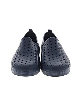 Everywear Water Shoes (view 2)