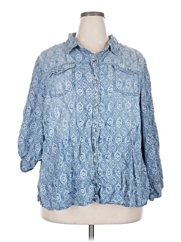Catherines 3/4 Sleeve Button-Down Shirt (view 1)