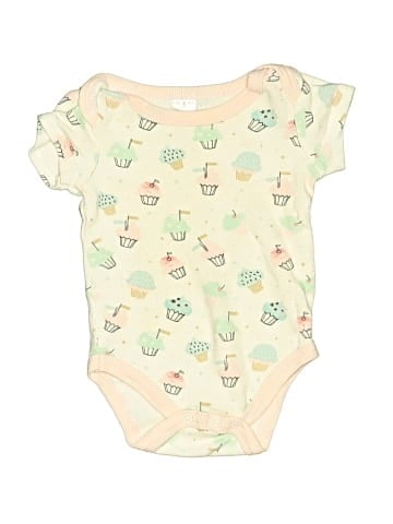 Baby Kiss Short Sleeve Onesie (view 1)