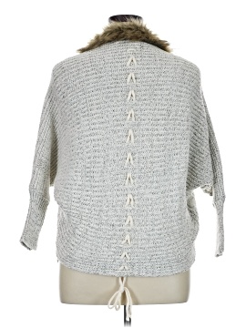 Northern Angel Faux Fur Vest (view 2)