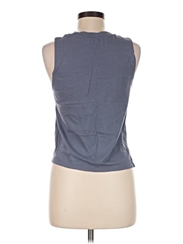 Abercrombie & Fitch Sleeveless T-Shirt (view 2)