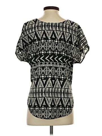 Sweet Rain Short Sleeve Top (view 2)