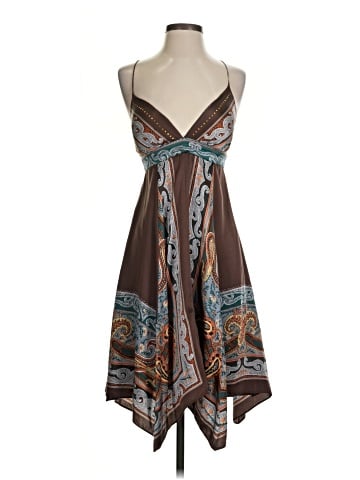 Single Dress Casual Dress (view 1)