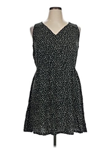 Old Navy Casual Dress (view 1)