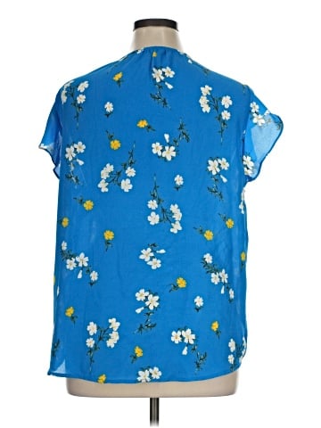 Carolina Belle Short Sleeve Blouse (view 2)
