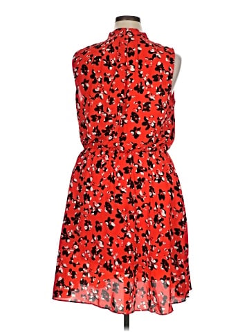 Banana Republic Casual Dress (view 2)