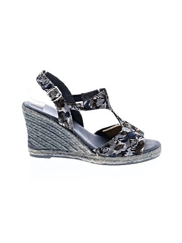 Eric Michael Wedges (view 1)