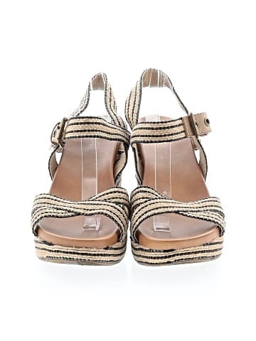 Mia Wedges (view 2)