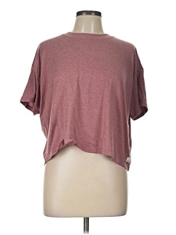Vuori Short Sleeve T-Shirt (view 1)