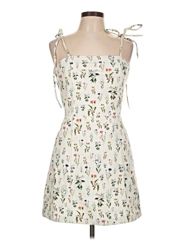 Alice + Olivia Casual Dress (view 1)