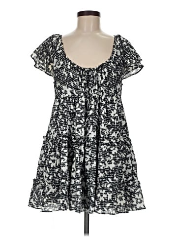 Unbranded Casual Dress (view 1)